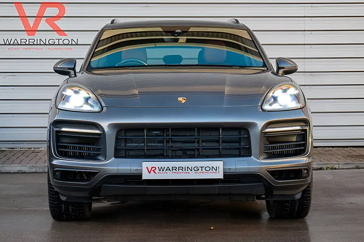Used 2022 Porsche Cayenne Quartzite Grey - Interior and Exterior details 4