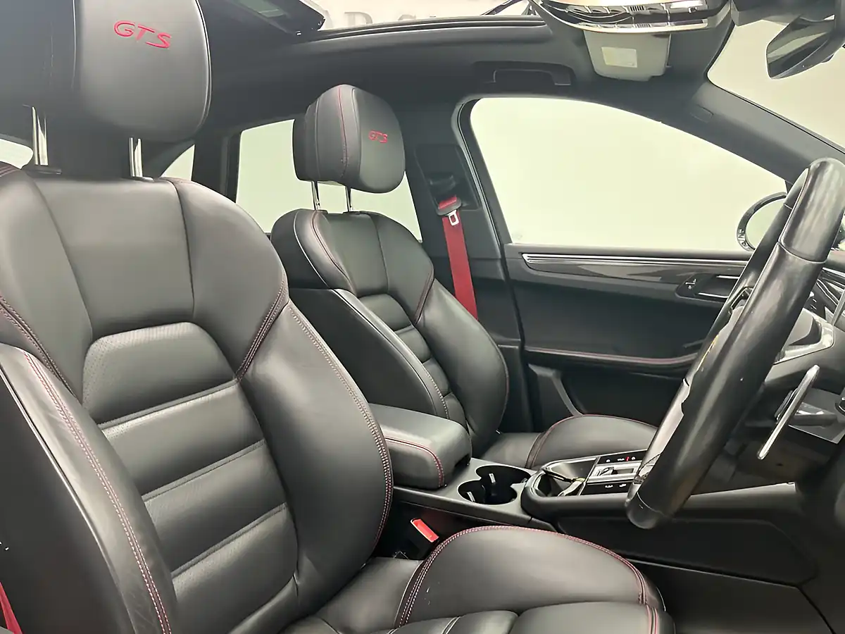 Used 2022 Porsche Macan Gts Black - Interior and Exterior details 10