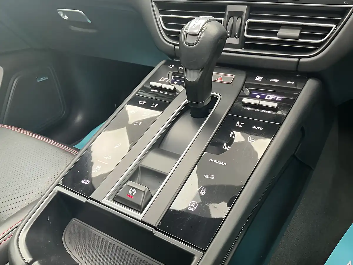Used 2022 Porsche Macan Gts Black - Interior and Exterior details 18