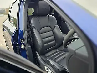 Used 2022 Porsche Macan Gts Blue - Interior and Exterior details 4