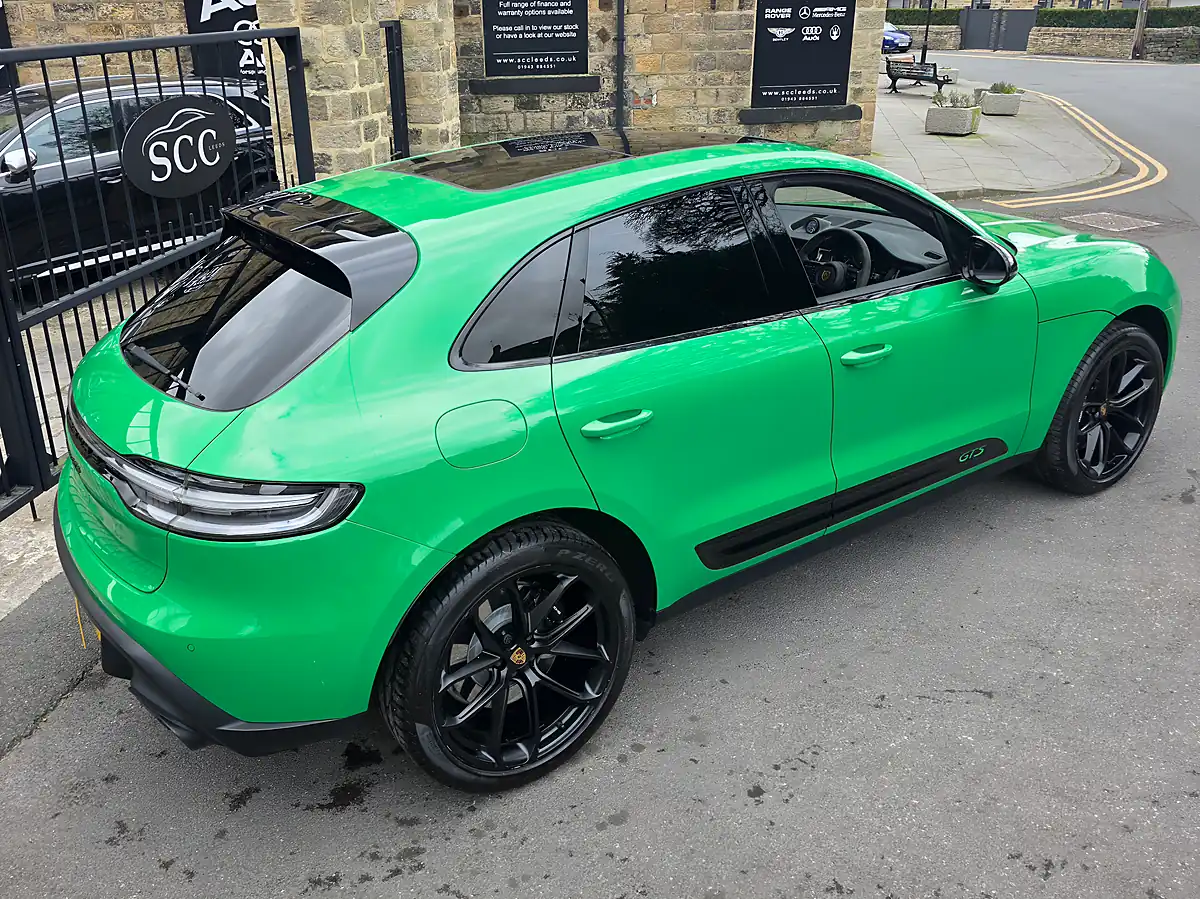 Used 2022 Porsche Macan Gts Python Green - Interior and Exterior details 9