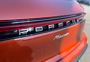 Used 2022 Porsche Macan Gulf Orange - Interior and Exterior details 15