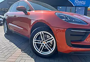 Used 2022 Porsche Macan Gulf Orange - Interior and Exterior details 4