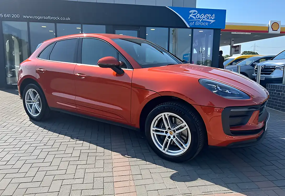 Used 2022 Porsche Macan Gulf Orange - Interior and Exterior details 8