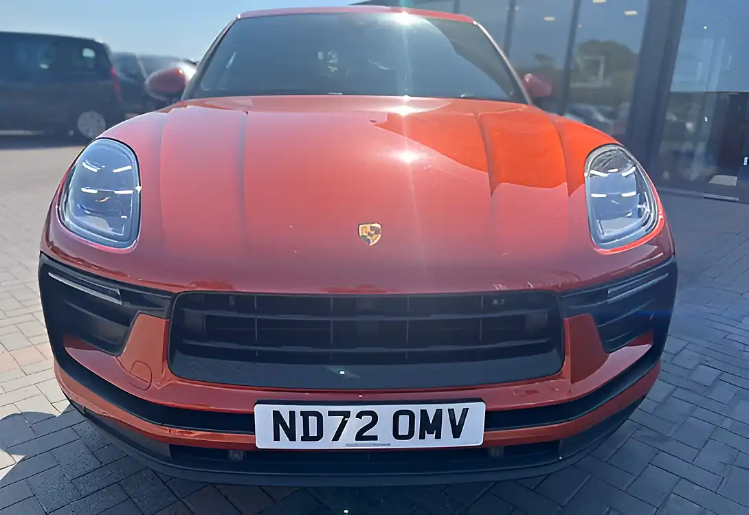 Used 2022 Porsche Macan Gulf Orange - Interior and Exterior details 9