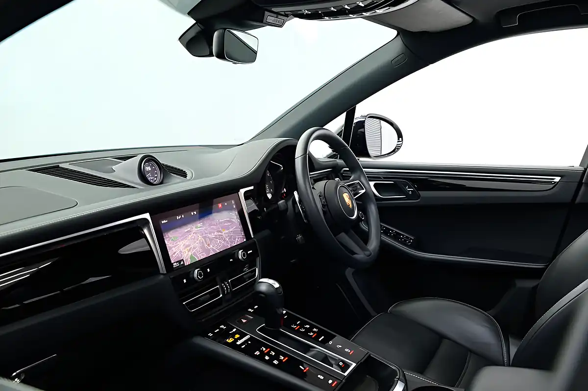 Used 2022 Porsche Macan S Black - Interior and Exterior details 13
