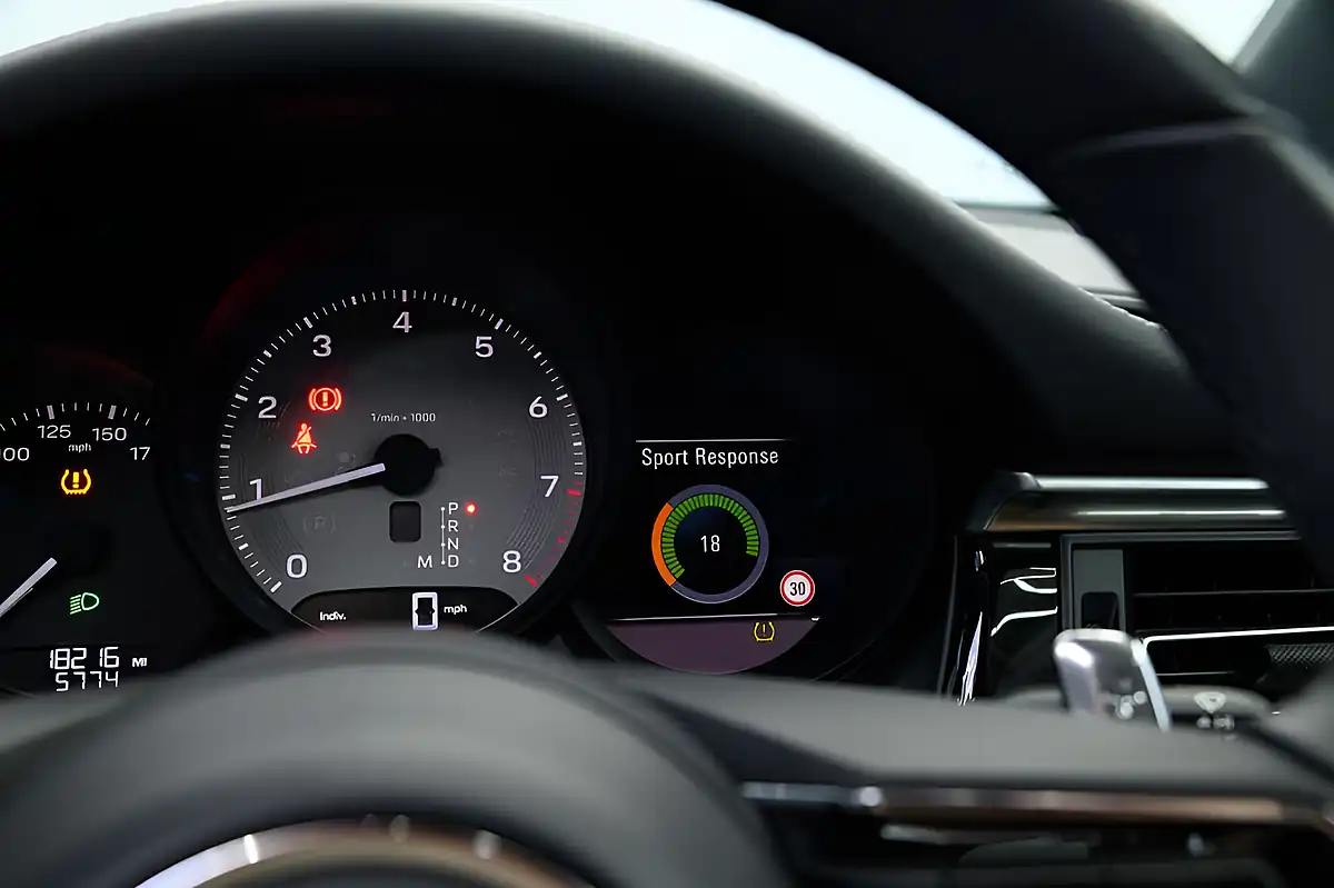 Used 2022 Porsche Macan S Black - Interior and Exterior details 20