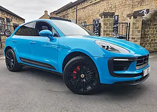 Used 2022 Porsche Macan S Miami Blue - Interior and Exterior details 6