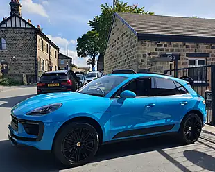 Used 2022 Porsche Macan S Miami Blue - Interior and Exterior details 7