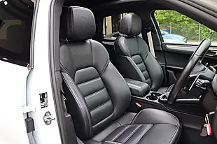 Used 2022 Porsche Macan White - Interior and Exterior details 4