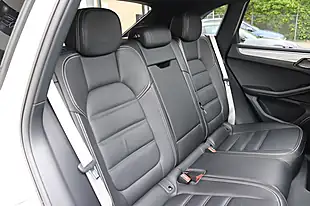 Used 2022 Porsche Macan White - Interior and Exterior details 5