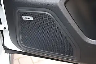 Used 2022 Porsche Macan White - Interior and Exterior details 7