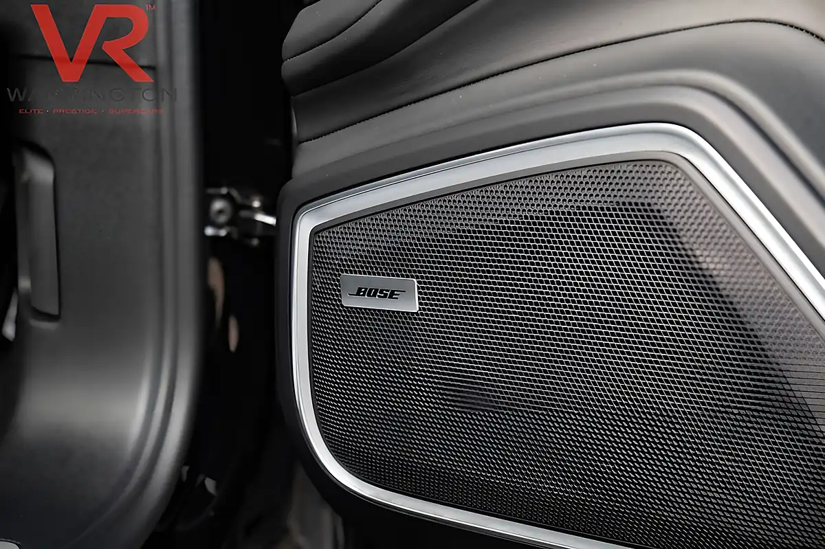 Used 2022 Porsche Panamera 4 Sport Turismo Black - Interior and Exterior details 14