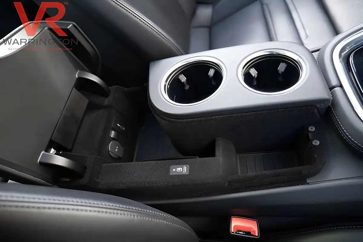 Used 2022 Porsche Panamera 4 Sport Turismo Black - Interior and Exterior details 15