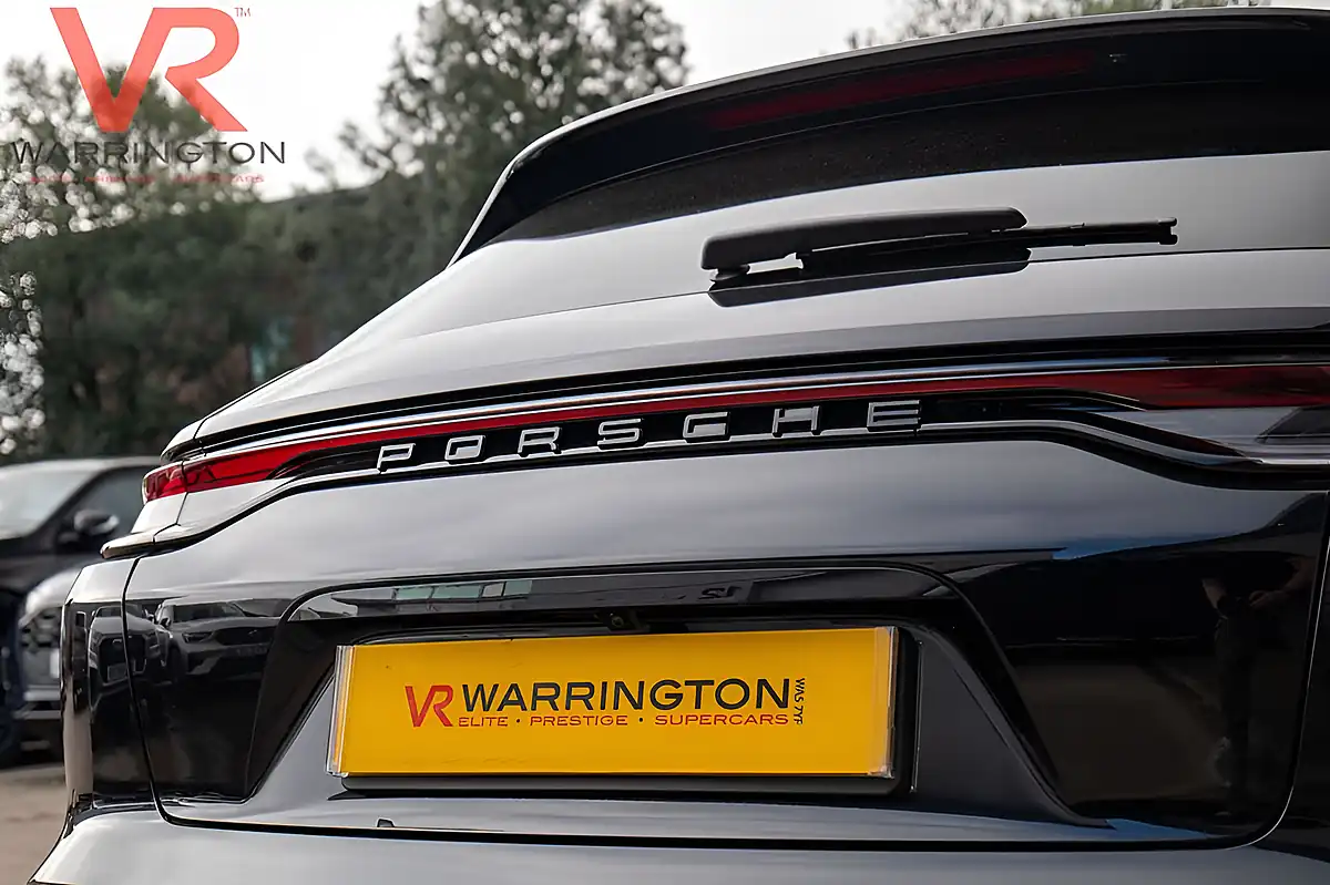 Used 2022 Porsche Panamera 4 Sport Turismo Black - Interior and Exterior details 6