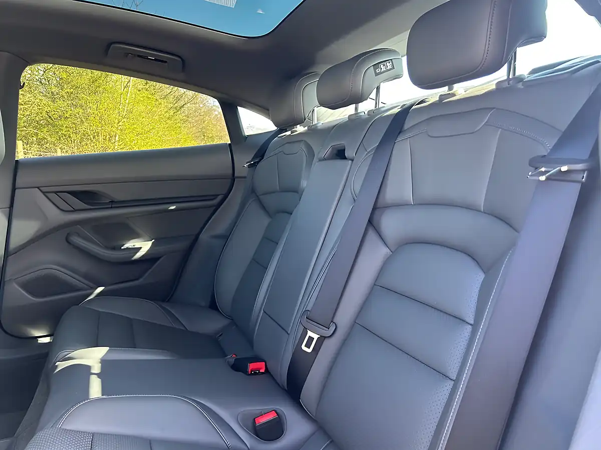 Used 2022 Porsche Taycan Performance Plus Blue - Interior and Exterior details 18