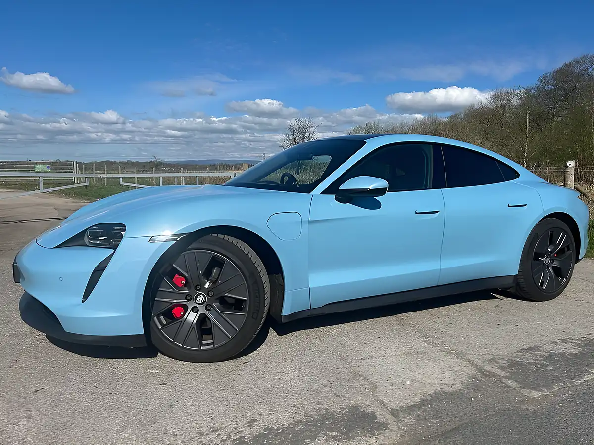 Used 2022 Porsche Taycan Performance Plus Blue - Interior and Exterior details 5