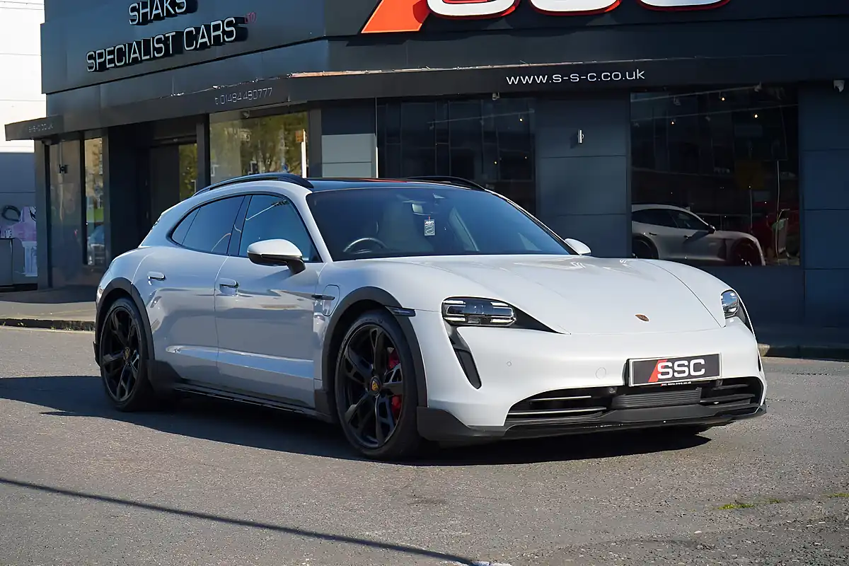 Used 2022 Porsche Taycan Performance Plus Cross Turismo Ice Grey Metallic - Interior and Exterior details 4