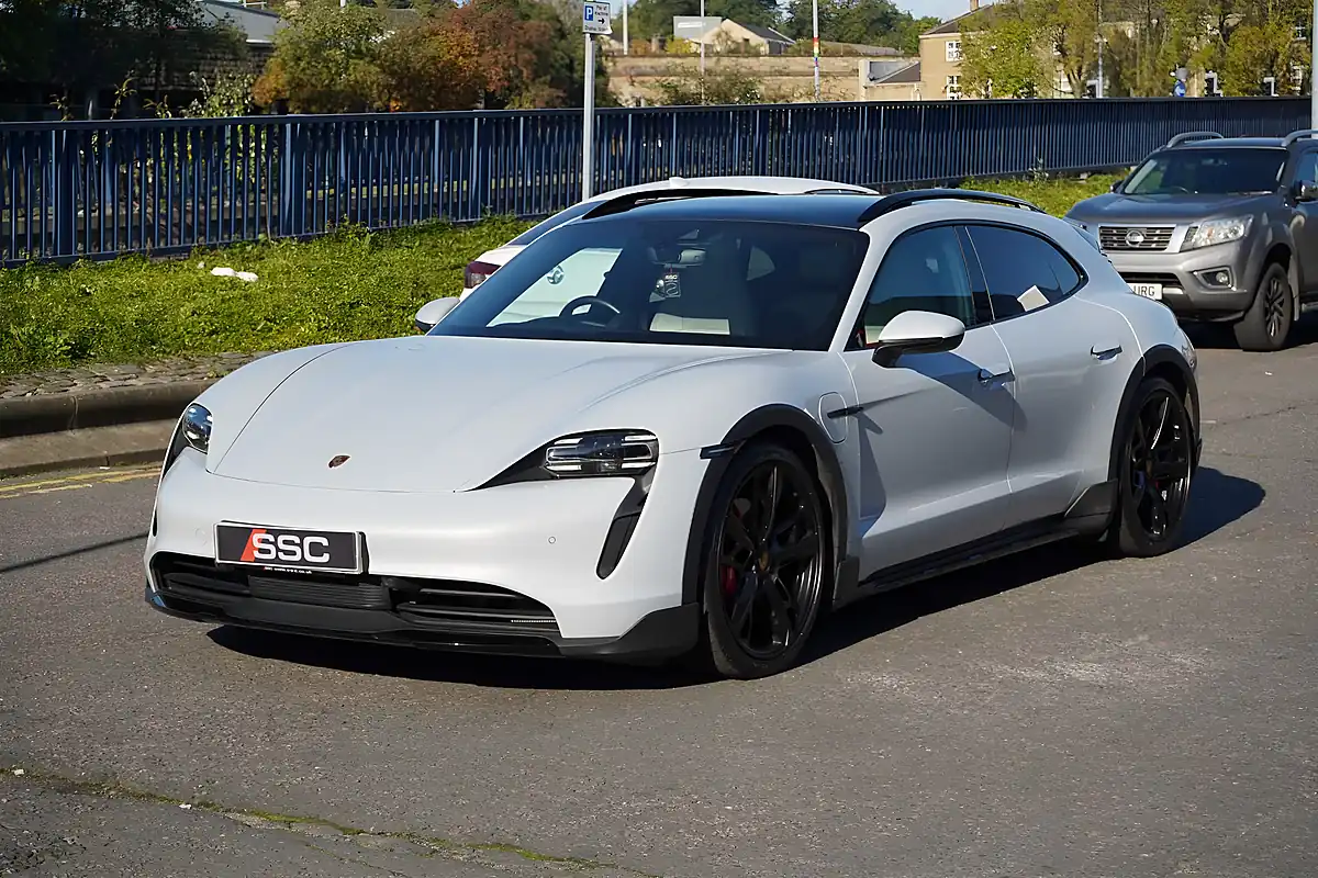 Used 2022 Porsche Taycan Performance Plus Cross Turismo Ice Grey Metallic - Interior and Exterior details 7