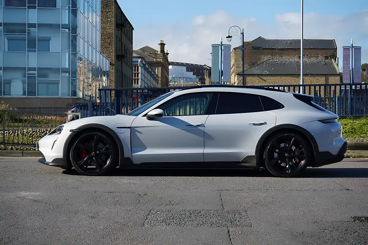 Used 2022 Porsche Taycan Performance Plus Cross Turismo Ice Grey Metallic - Interior and Exterior details 9