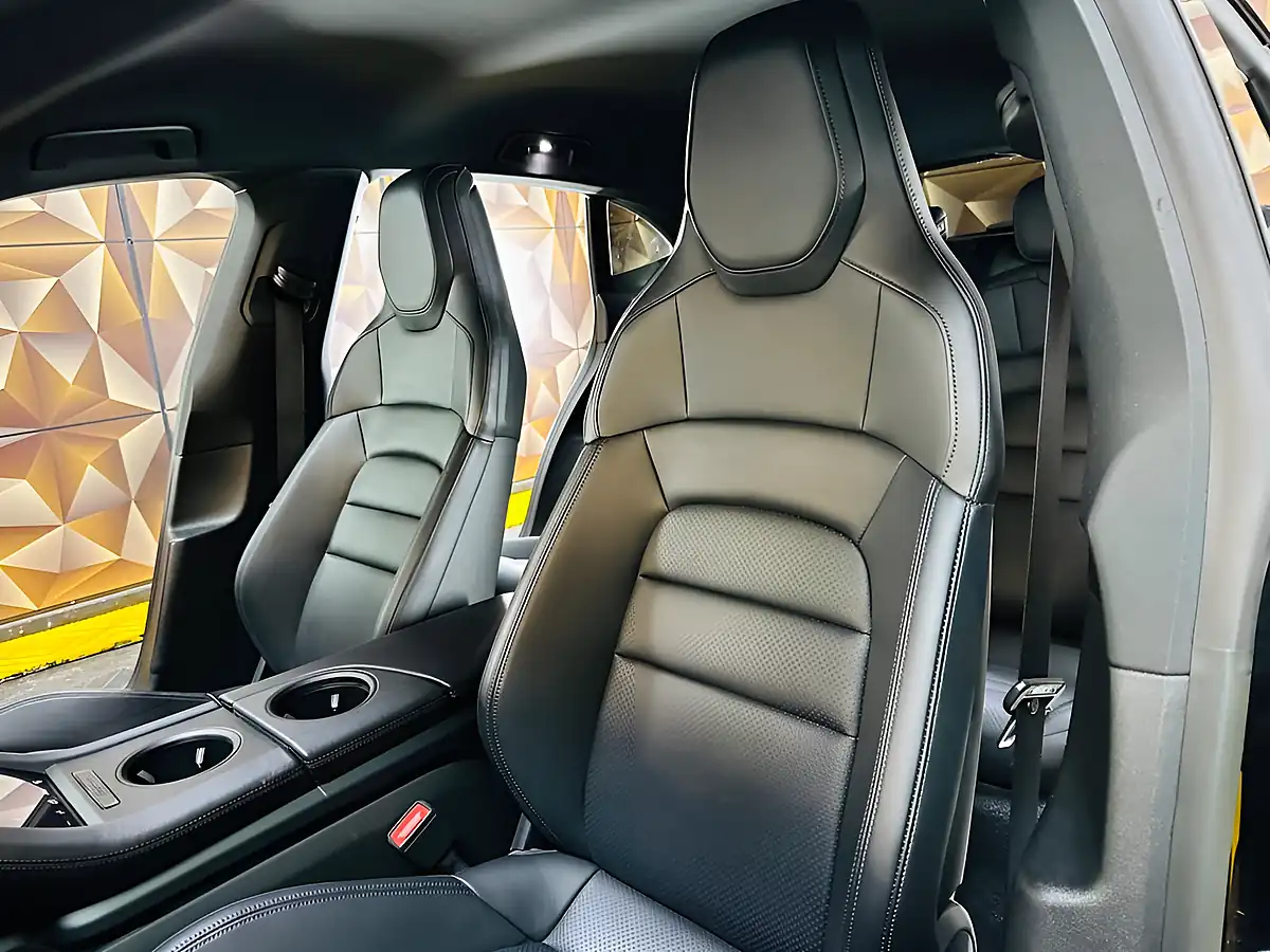 Used 2022 Porsche Taycan Performance Plus Cross Turismo Jet Black - Interior and Exterior details 12