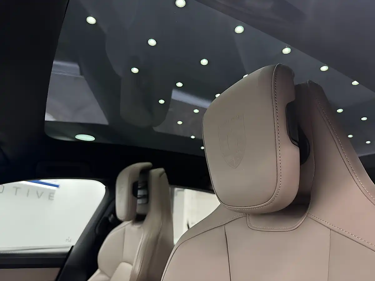 Used 2022 Porsche Taycan Performance Plus Sport Turismo Blue - Interior and Exterior details 16