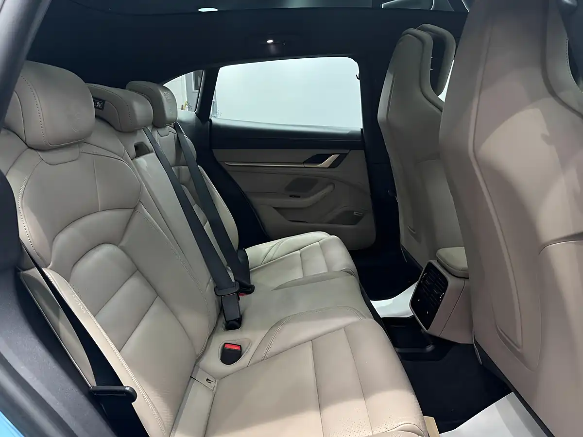 Used 2022 Porsche Taycan Performance Plus Sport Turismo Blue - Interior and Exterior details 18