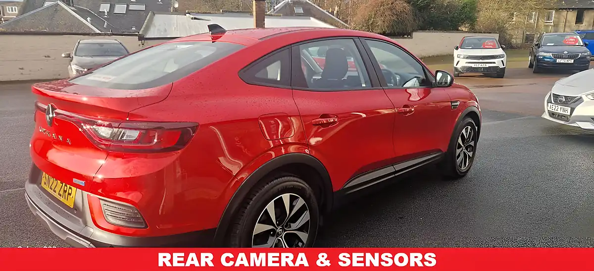 Used 2022 Renault Arkana Iconic Red - Interior and Exterior details 3