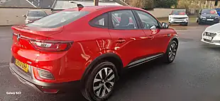 Used 2022 Renault Arkana Iconic Red - Interior and Exterior details 8