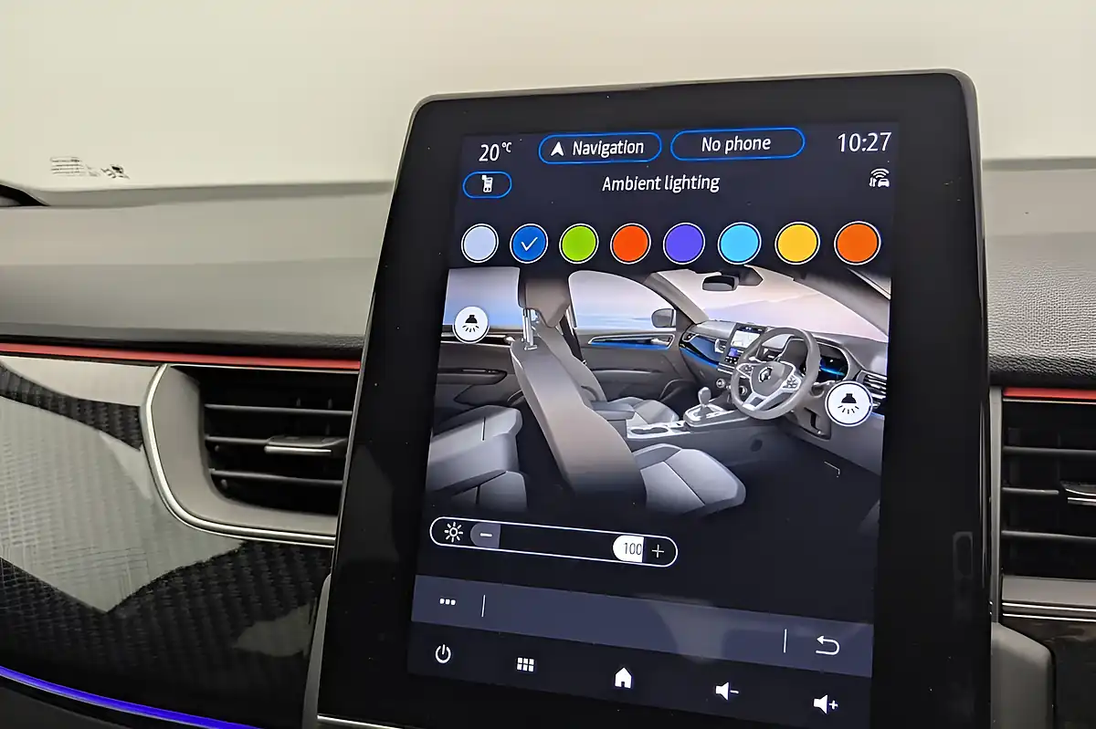 Used 2022 Renault Arkana R.s. Line White - Interior and Exterior details 14