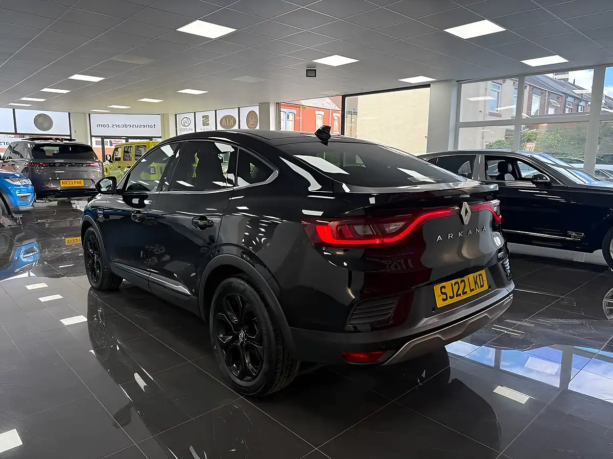 Used 2022 Renault Arkana S Edition Black - Interior and Exterior details 10