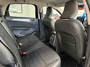 Used 2022 Renault Arkana S Edition Black - Interior and Exterior details 4