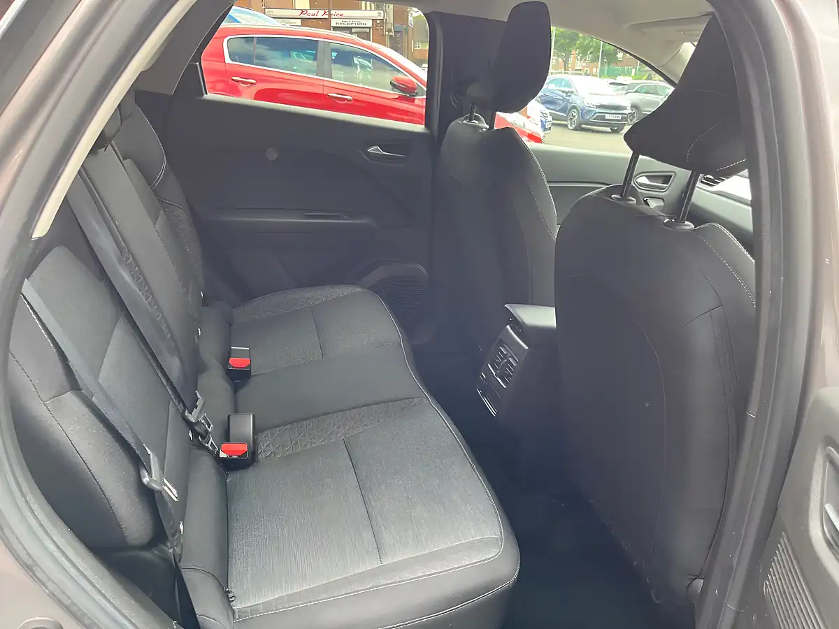Used 2022 Renault Captur Evolution Grey - Interior and Exterior details 10