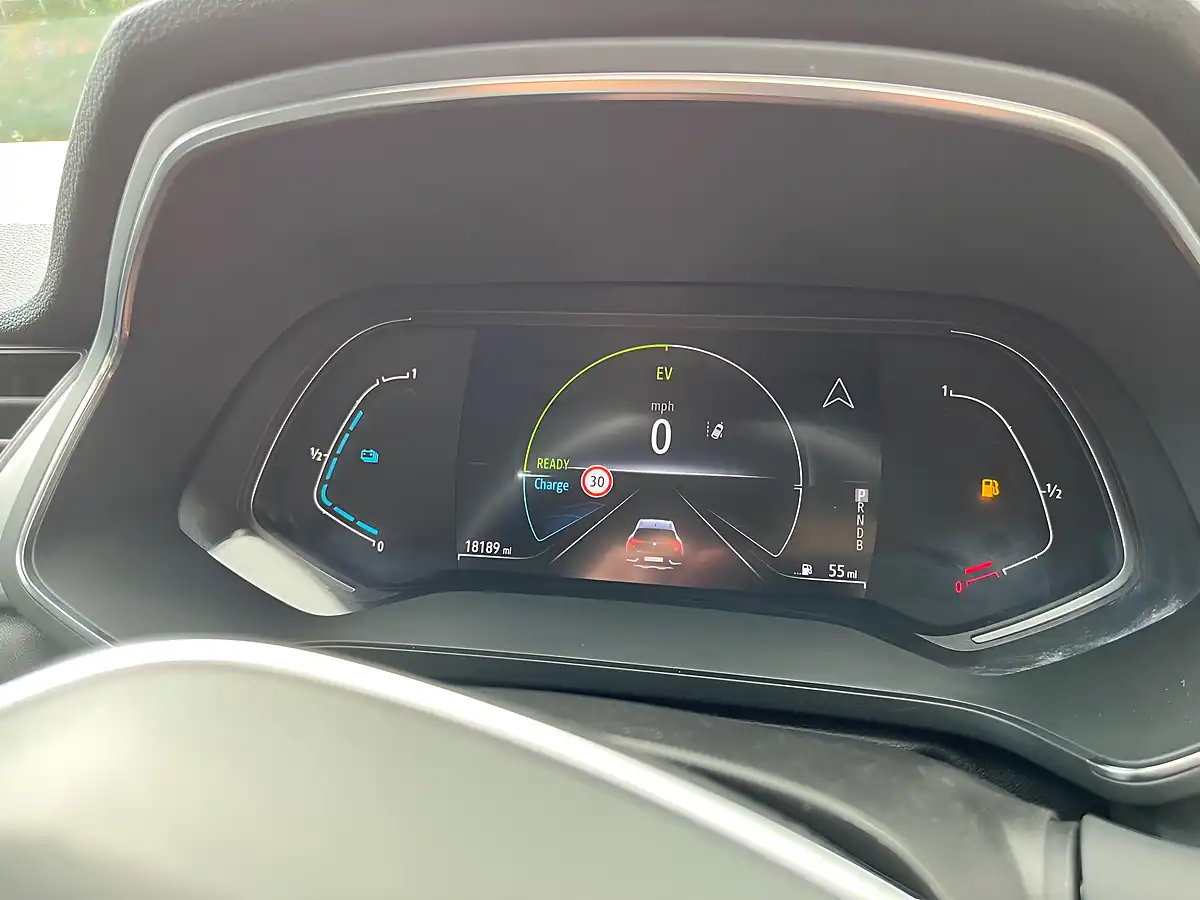Used 2022 Renault Captur Evolution Grey - Interior and Exterior details 13