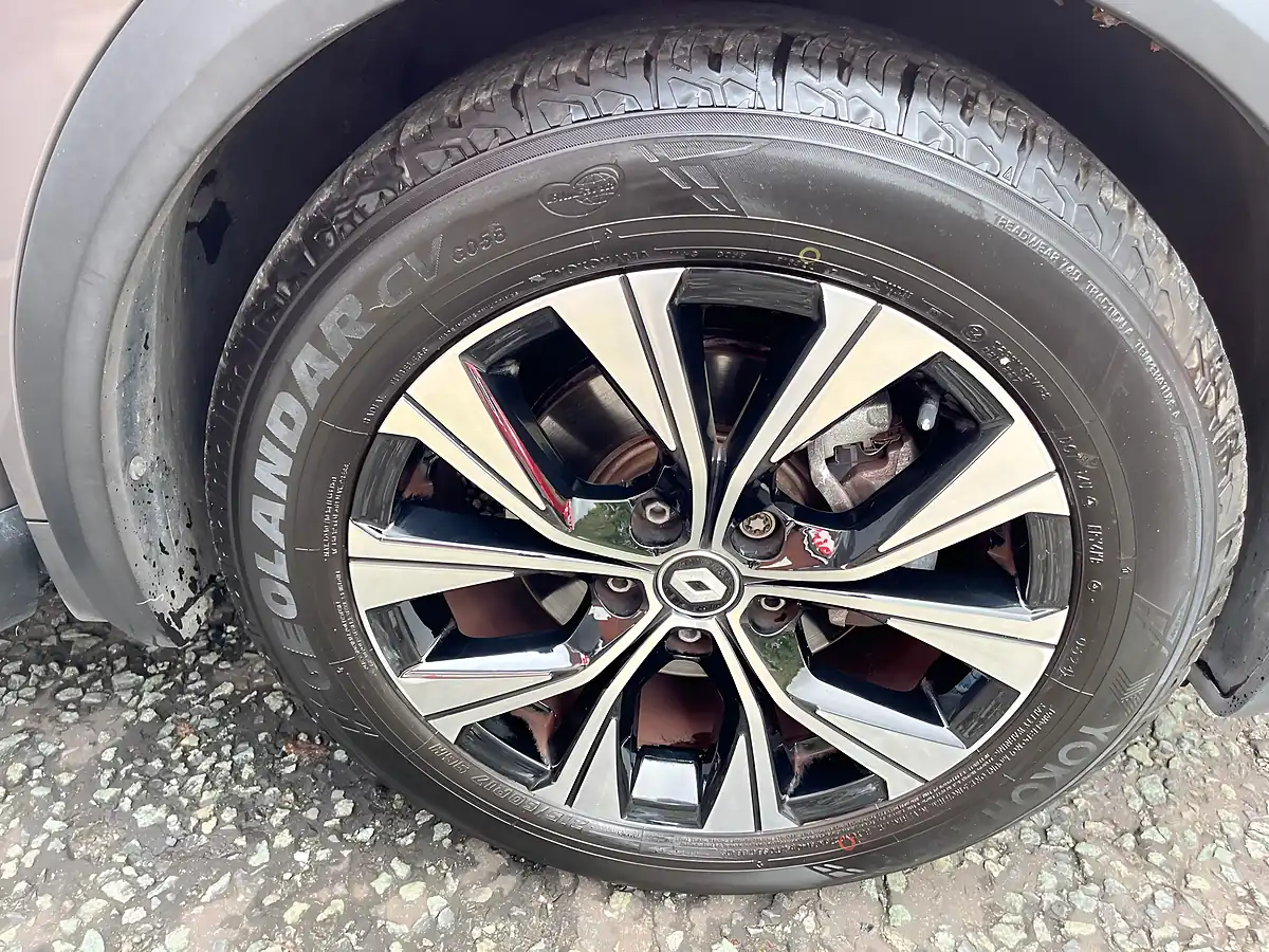 Used 2022 Renault Captur Evolution Grey - Interior and Exterior details 18