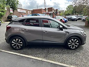 Used 2022 Renault Captur Evolution Grey - Interior and Exterior details 2