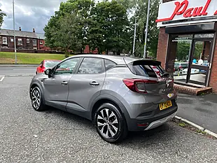 Used 2022 Renault Captur Evolution Grey - Interior and Exterior details 5