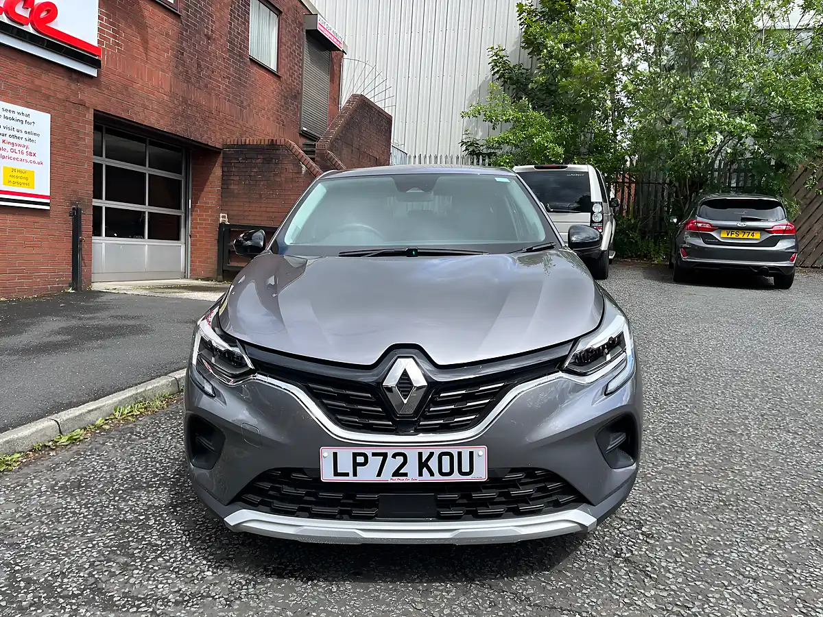 Used 2022 Renault Captur Evolution Grey - Interior and Exterior details 8