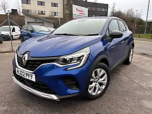 Used 2022 Renault Captur Iconic Edition Iron Blue - Interior and Exterior details 11