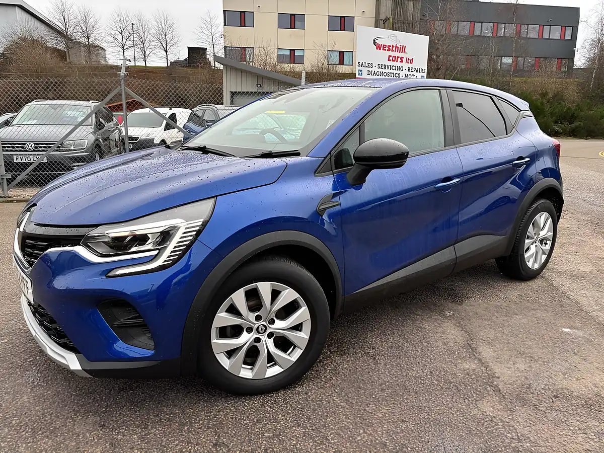 Used 2022 Renault Captur Iconic Edition Iron Blue - Interior and Exterior details 12