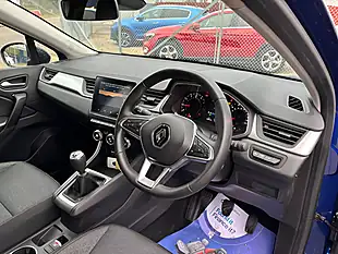 Used 2022 Renault Captur Iconic Edition Iron Blue - Interior and Exterior details 3