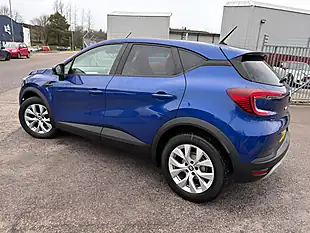 Used 2022 Renault Captur Iconic Edition Iron Blue - Interior and Exterior details 7