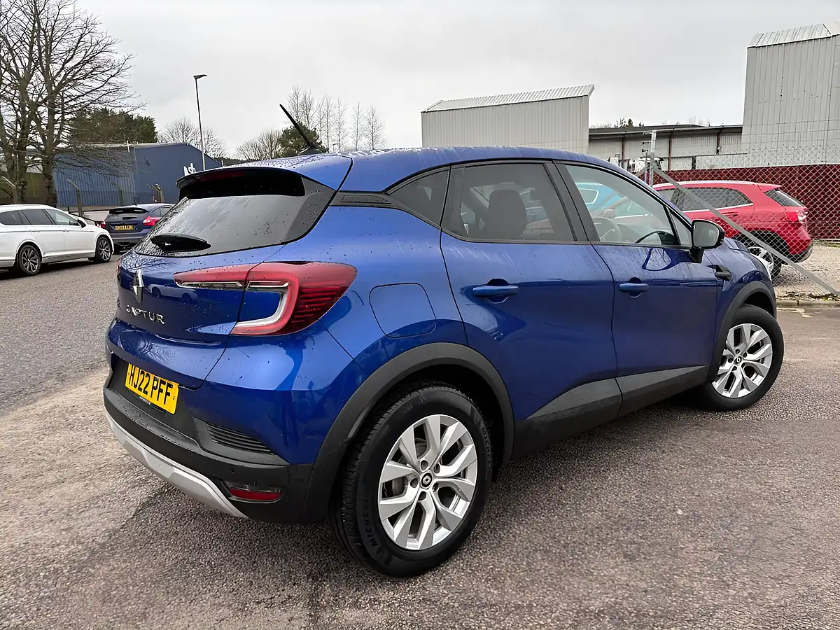 Used 2022 Renault Captur Iconic Edition Iron Blue - Interior and Exterior details 8