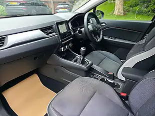 Used 2022 Renault Captur Se Edition Grey - Interior and Exterior details 18