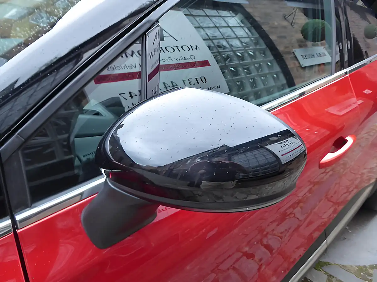 Used 2022 Renault Captur Se Edition Red - Interior and Exterior details 10
