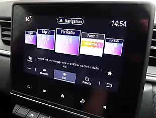 Used 2022 Renault Captur Se Edition Red - Interior and Exterior details 19