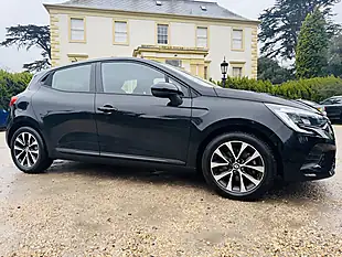 Used 2022 Renault Clio Evolution Black - Interior and Exterior details 5