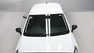 Used 2022 Renault Clio Evolution White - Interior and Exterior details 11