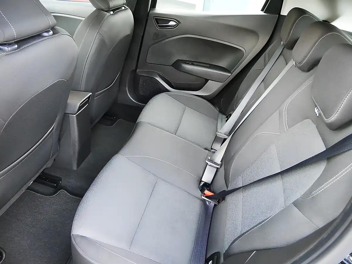 Used 2022 Renault Clio Iconic Diamond Black - Interior and Exterior details 19