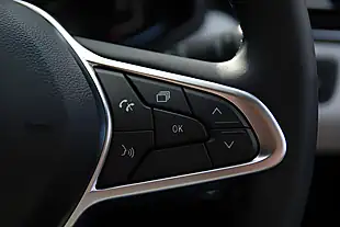 Used 2022 Renault Clio Techno Grey - Interior and Exterior details 9